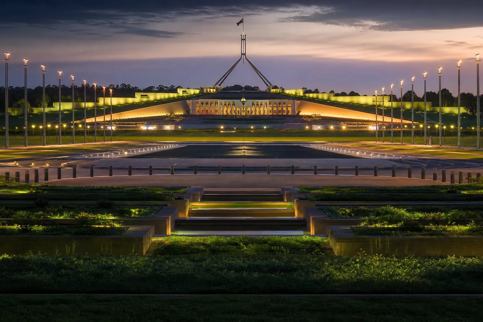 Editorial city guide graphic for Instant Casino readers in Canberra, ACT